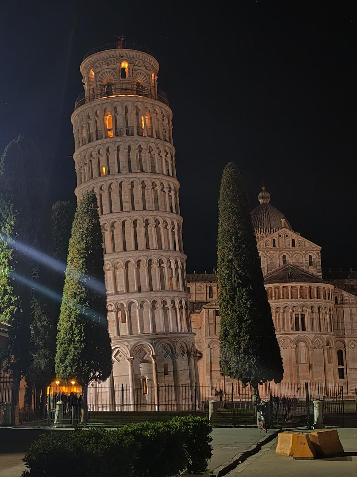 L'Angolo Di Galileo بيزا المظهر الخارجي الصورة